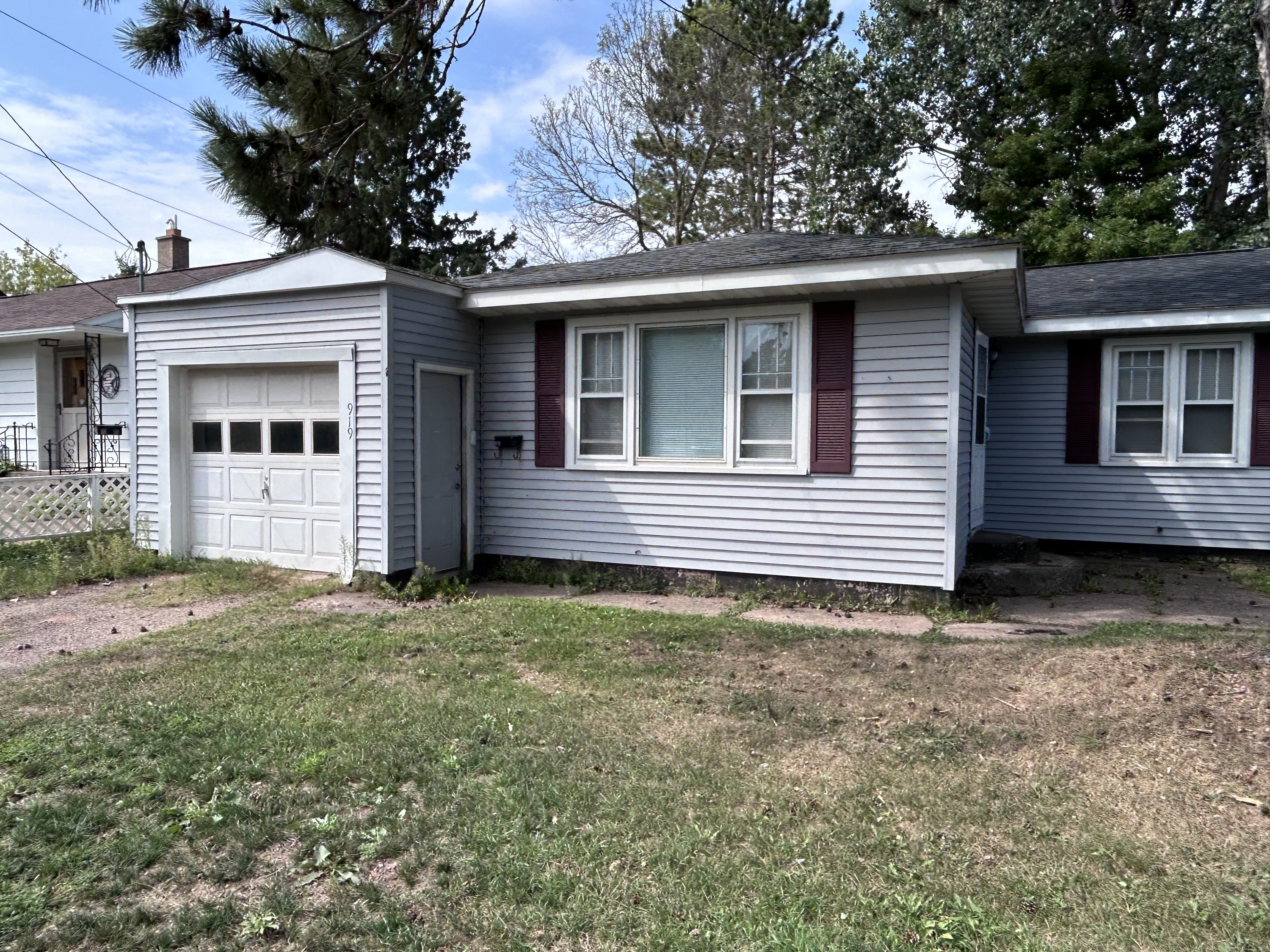 919 Nightingale Street - 1